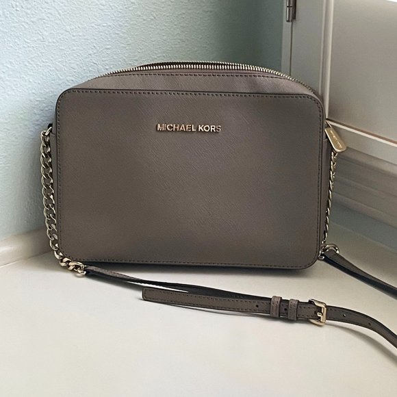 Michael Kors Taupe Shoulder Bag New - Picture 1 of 6